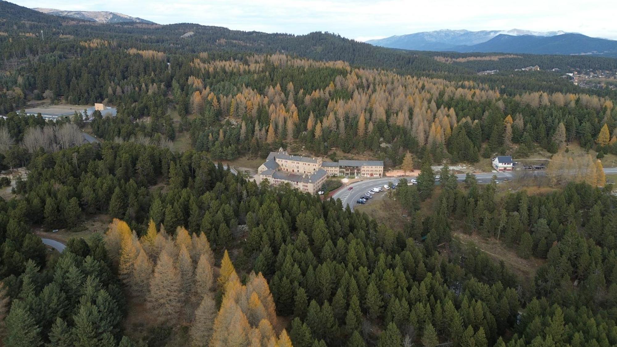 Grand Hotel L'Ermitage Font-Romeu-Odeillo-Via Εξωτερικό φωτογραφία